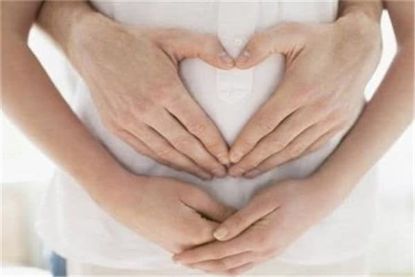 试管婴儿异位妊娠的先兆，试管婴儿胚胎移植容易宫外孕吗?试管婴儿移植后左侧疼痛是宫外孕吗？插图